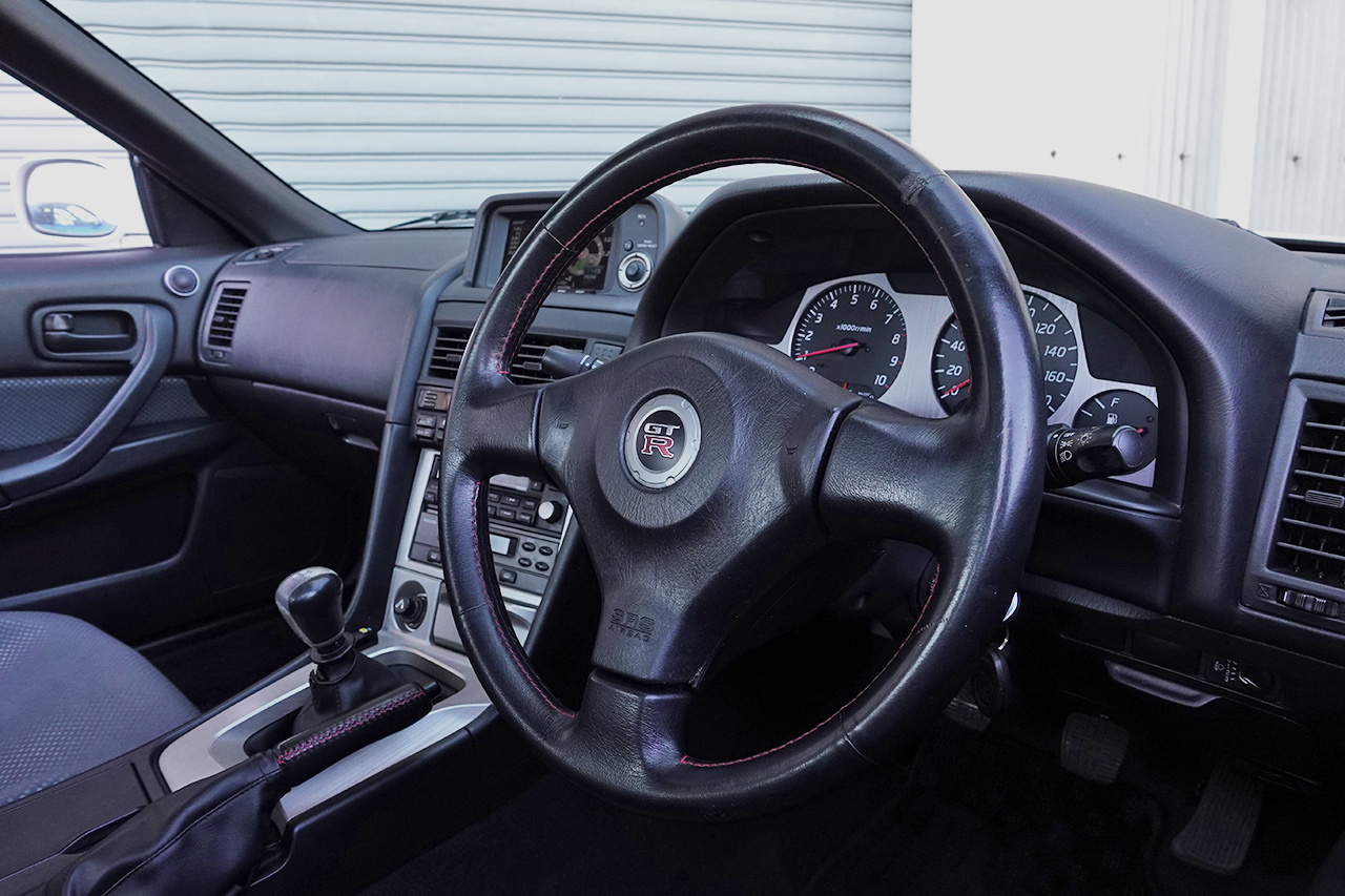 日産 スカイラインGT-R 