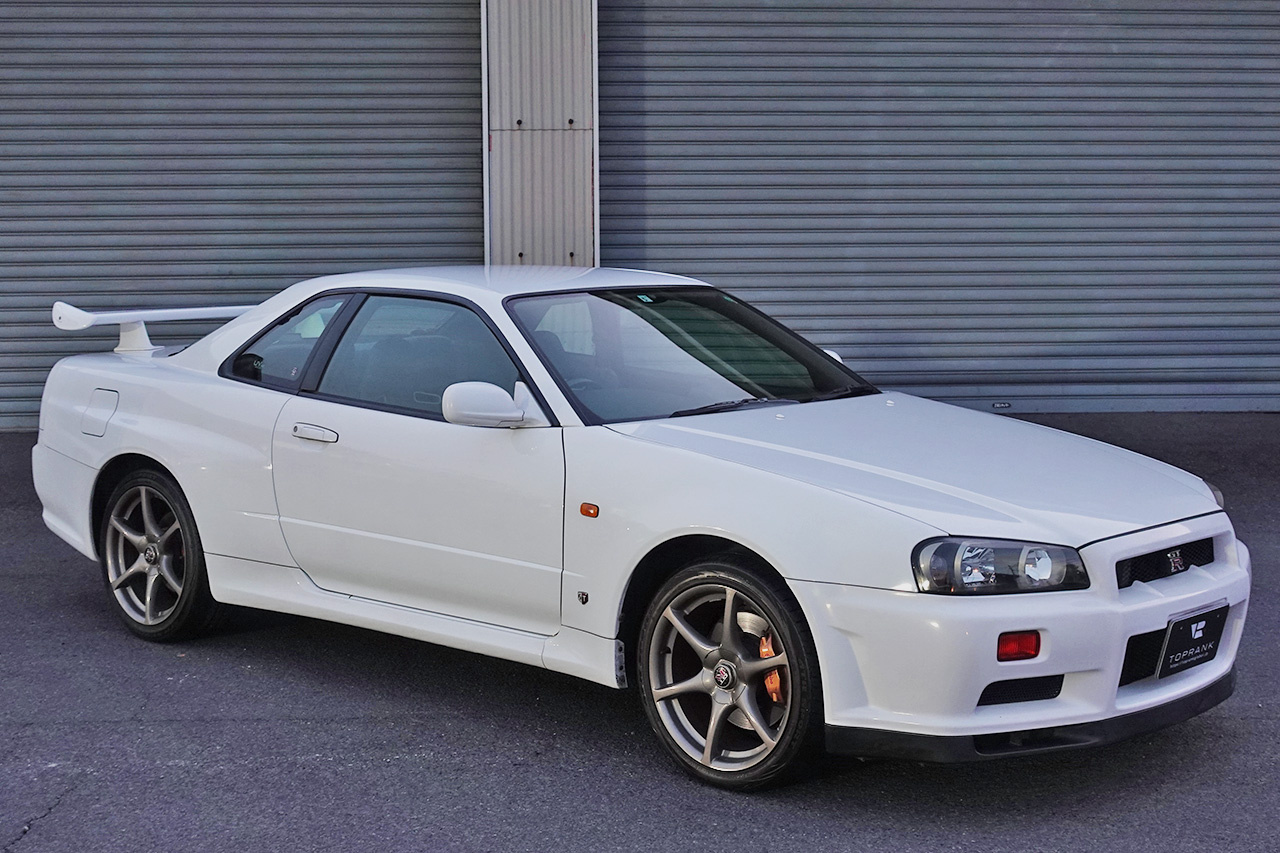 日産 スカイラインGT-R 