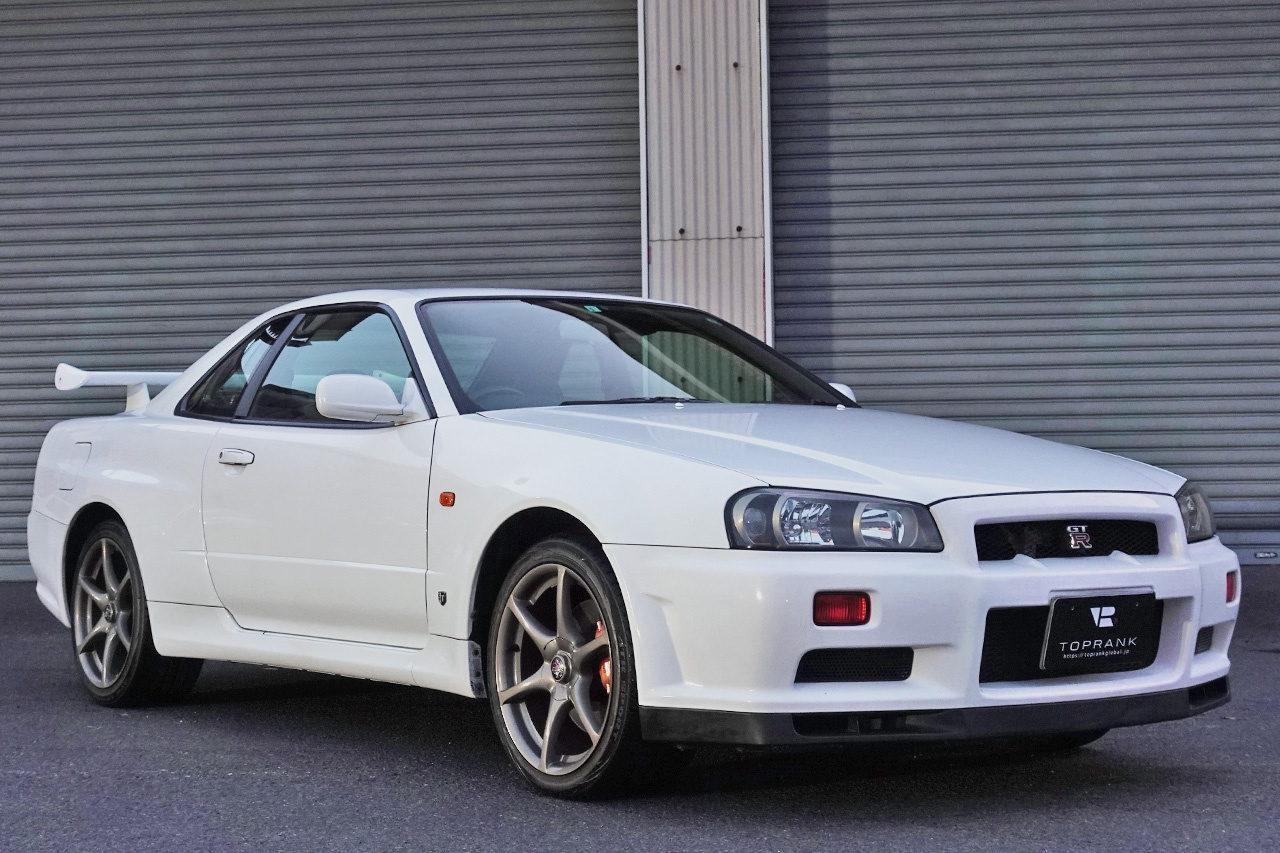 日産 スカイラインGT-R 