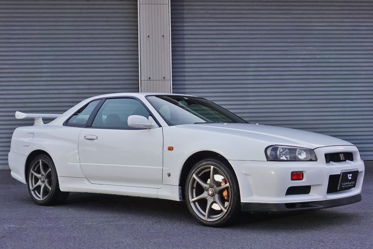 日産 スカイラインGT-R 