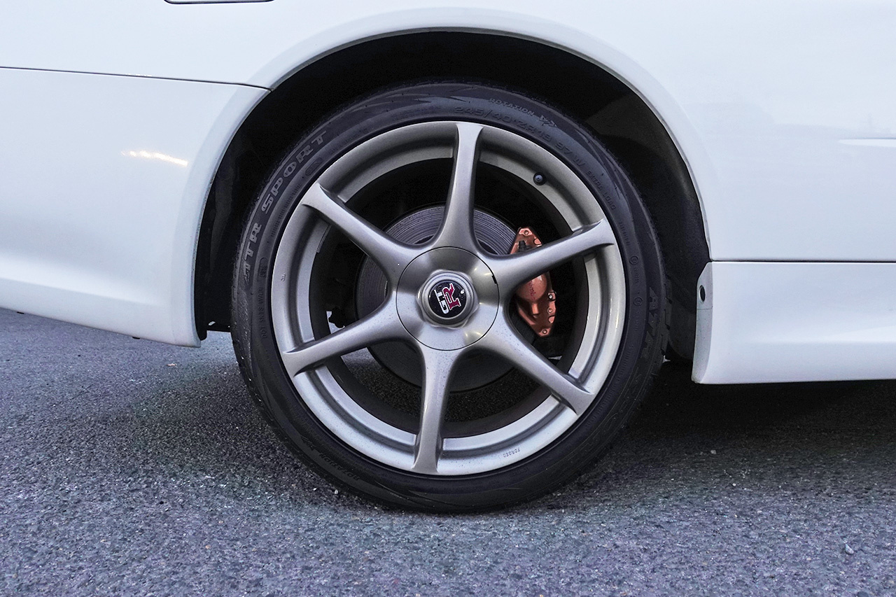 日産 スカイラインGT-R 