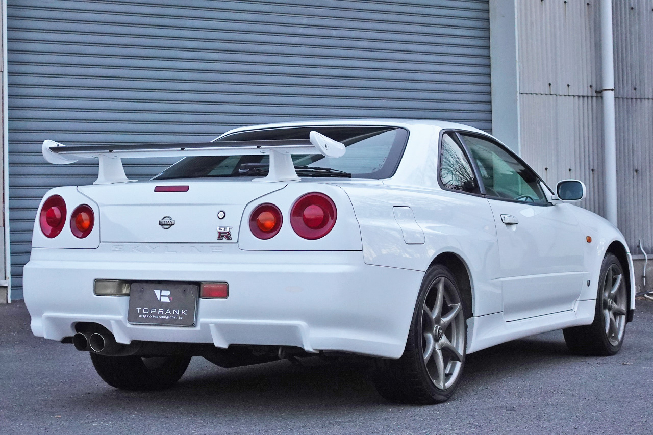 日産 スカイラインGT-R 