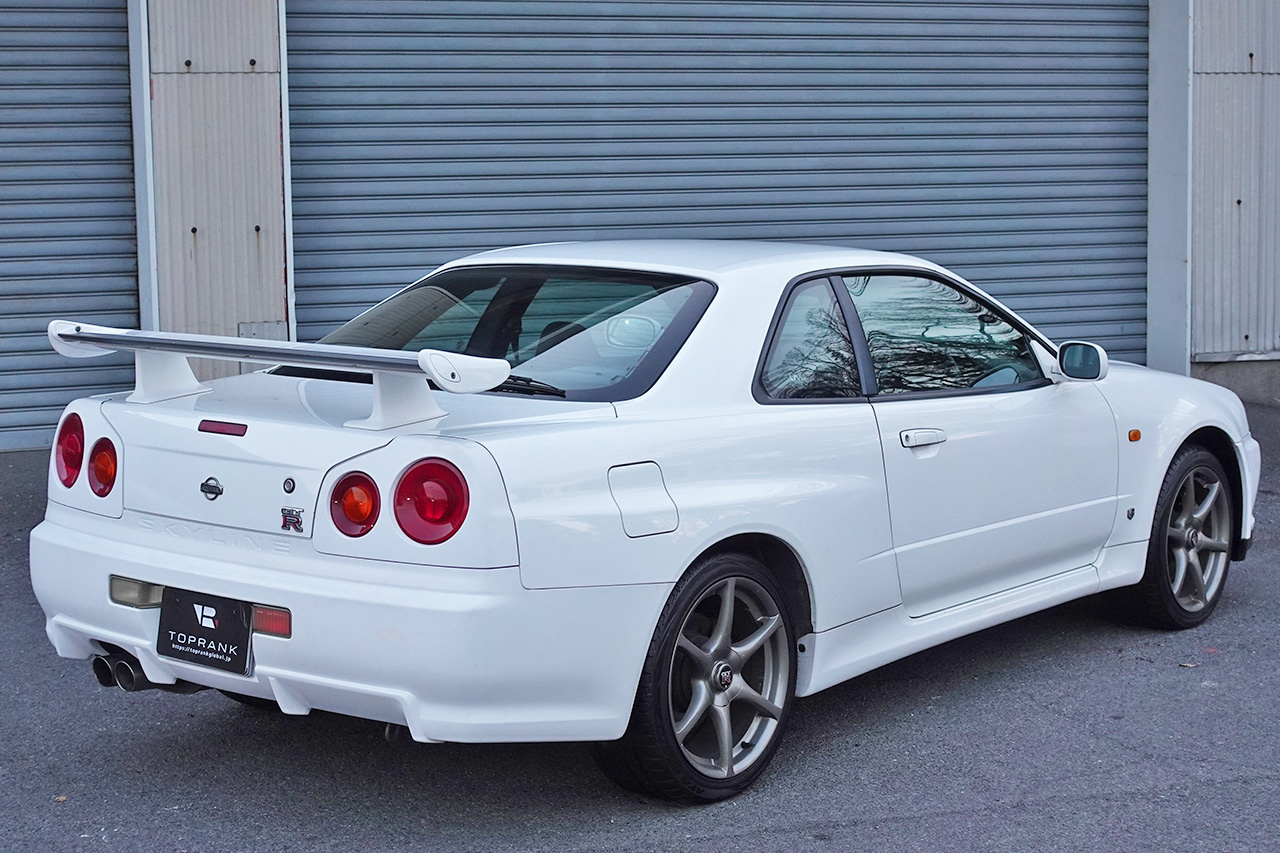 日産 スカイラインGT-R 