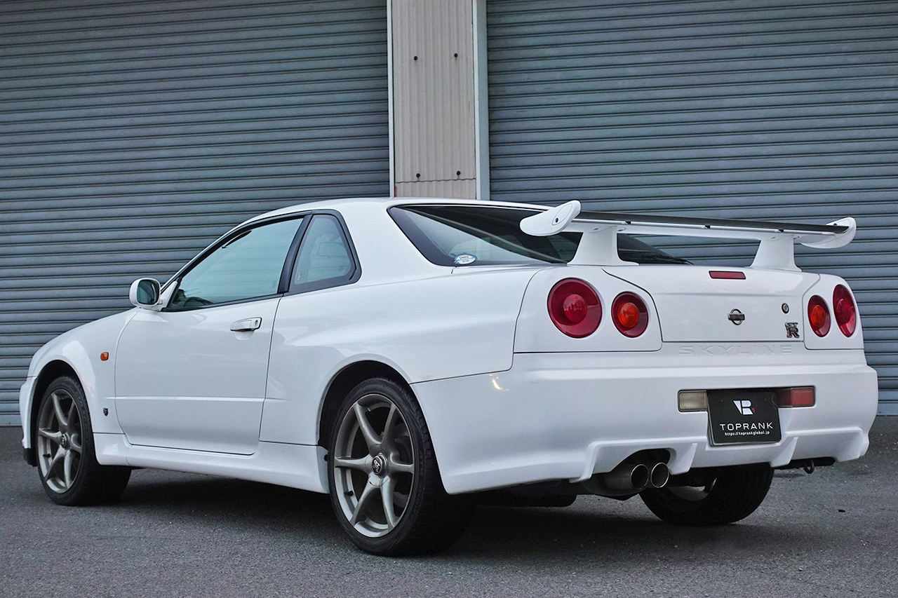 日産 スカイラインGT-R 