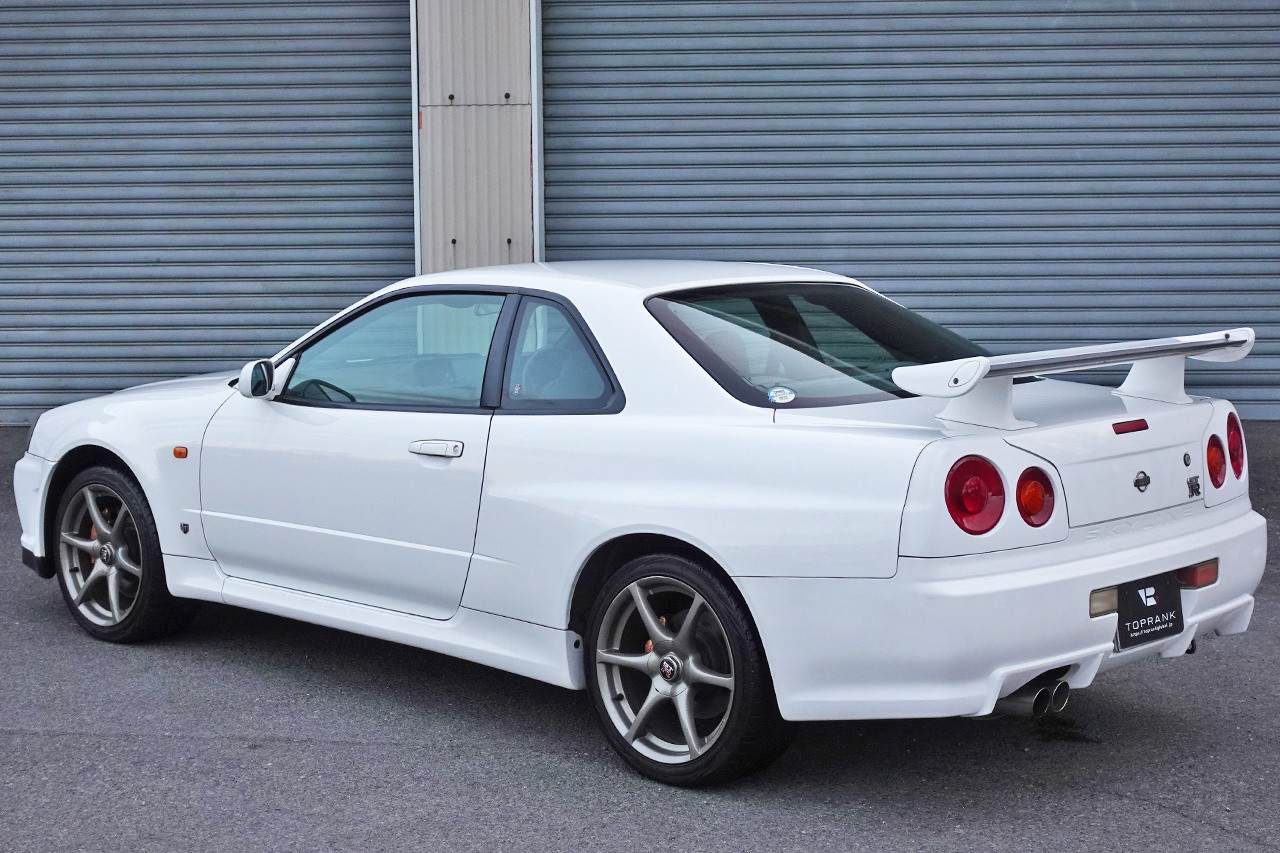日産 スカイラインGT-R 