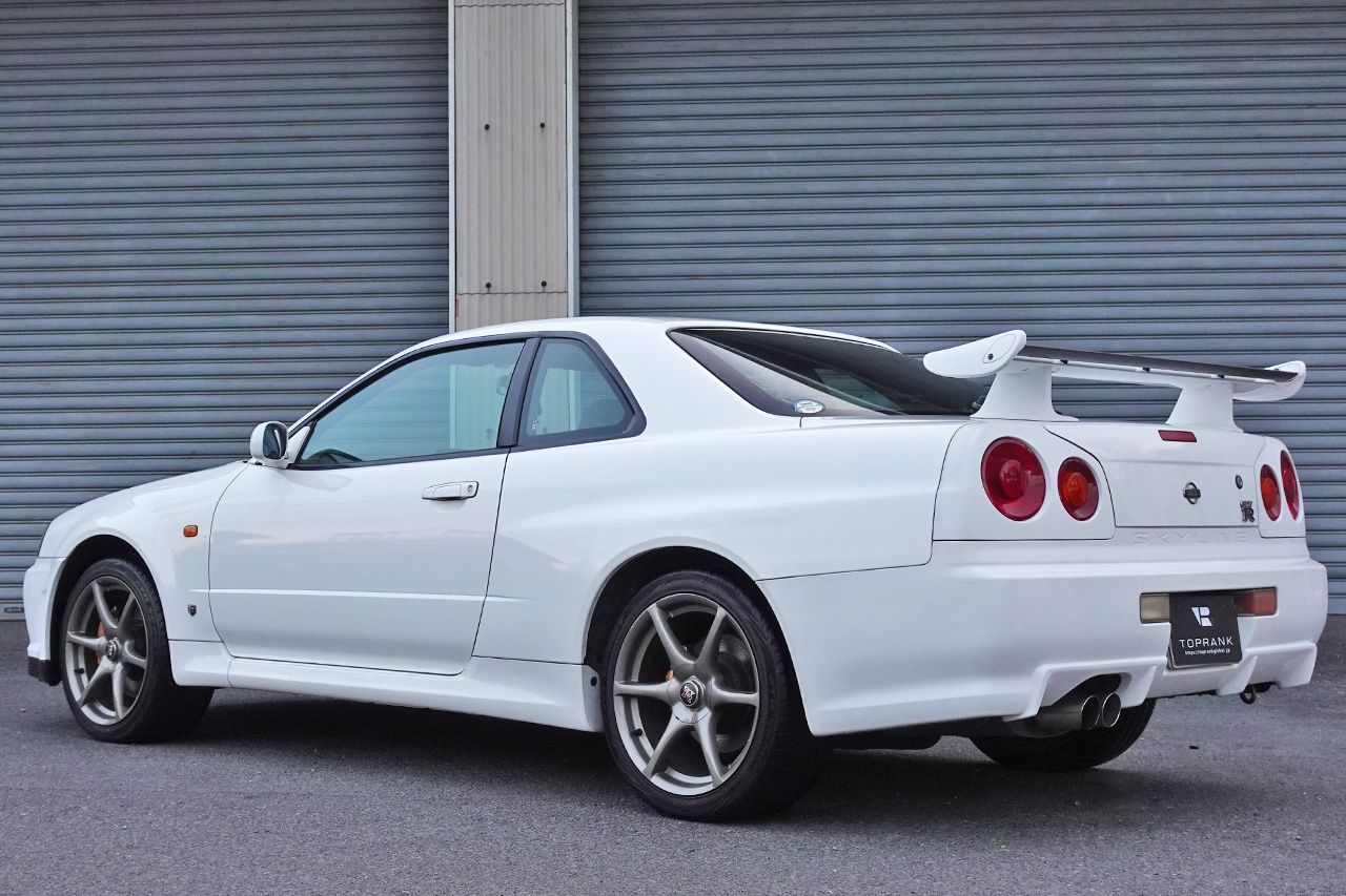 日産 スカイラインGT-R 