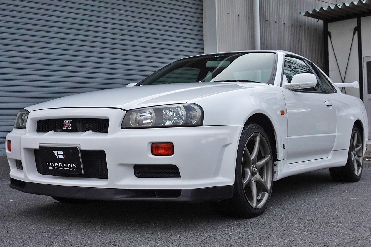 日産 スカイラインGT-R 