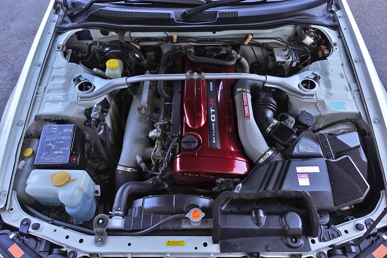 日産 スカイラインGT-R 