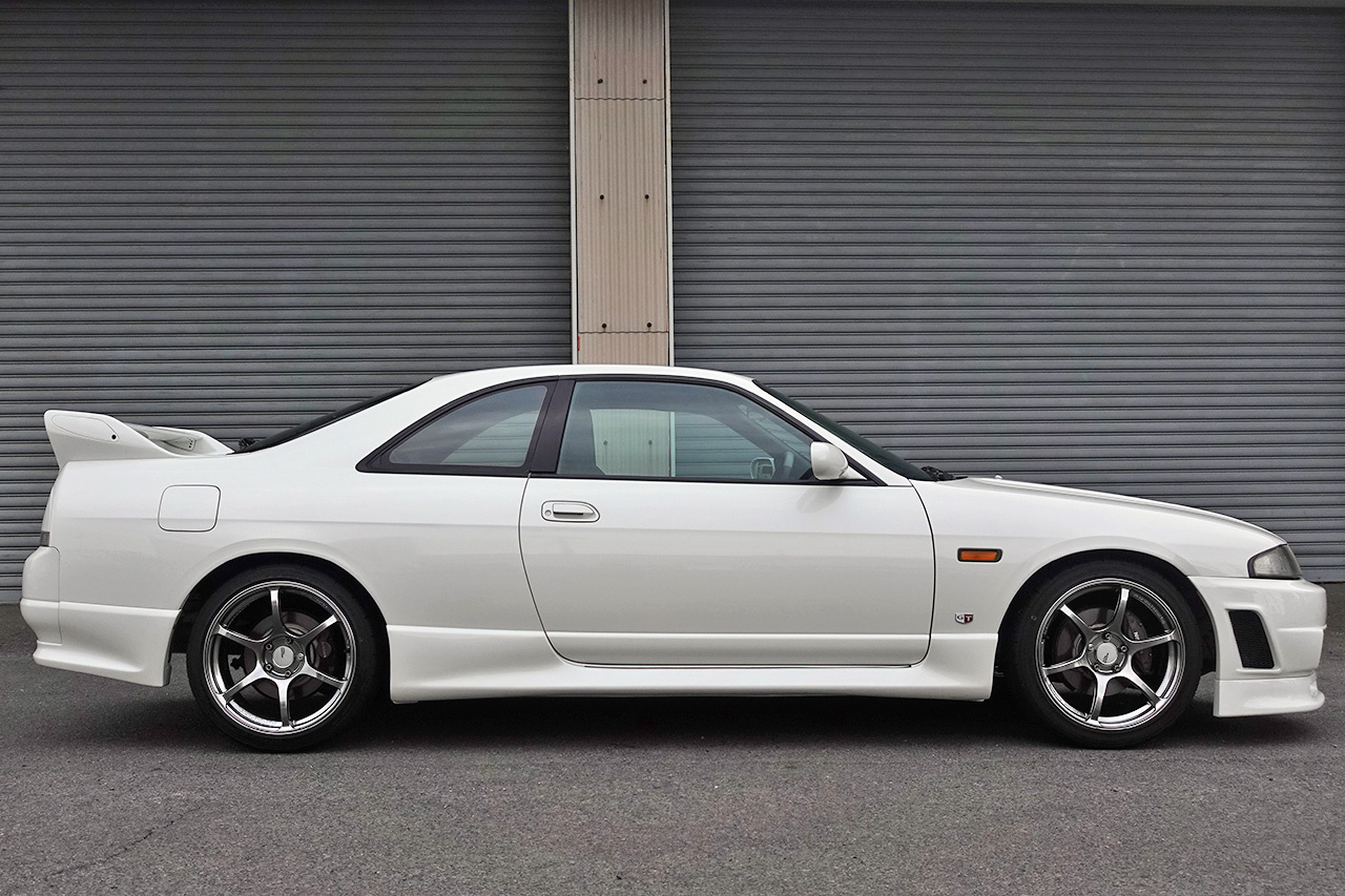 日産 スカイラインクーペ 