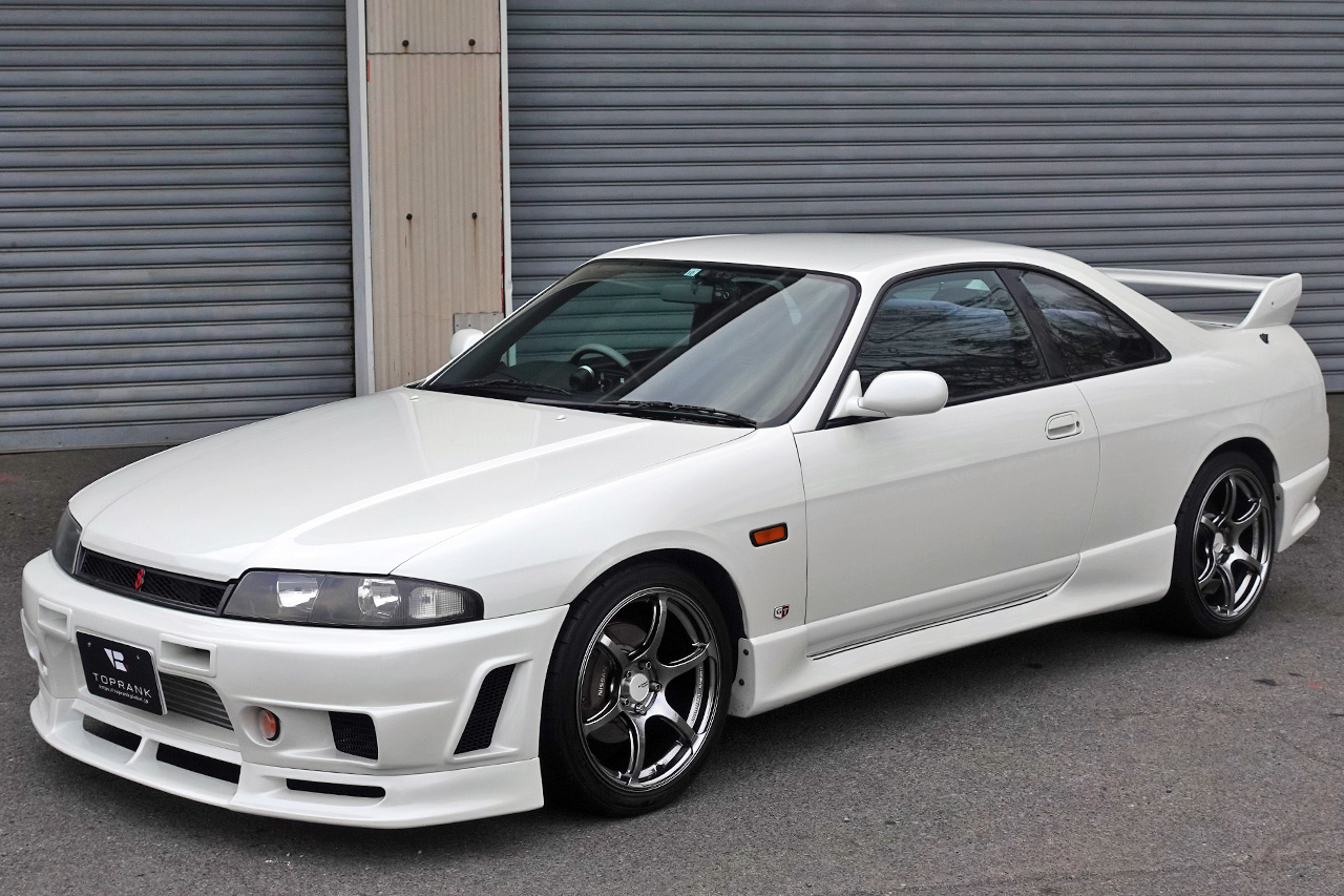 日産 スカイラインクーペ 