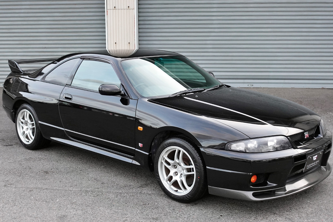 日産 スカイラインGT-R 