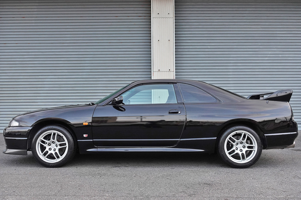 日産 スカイラインGT-R 