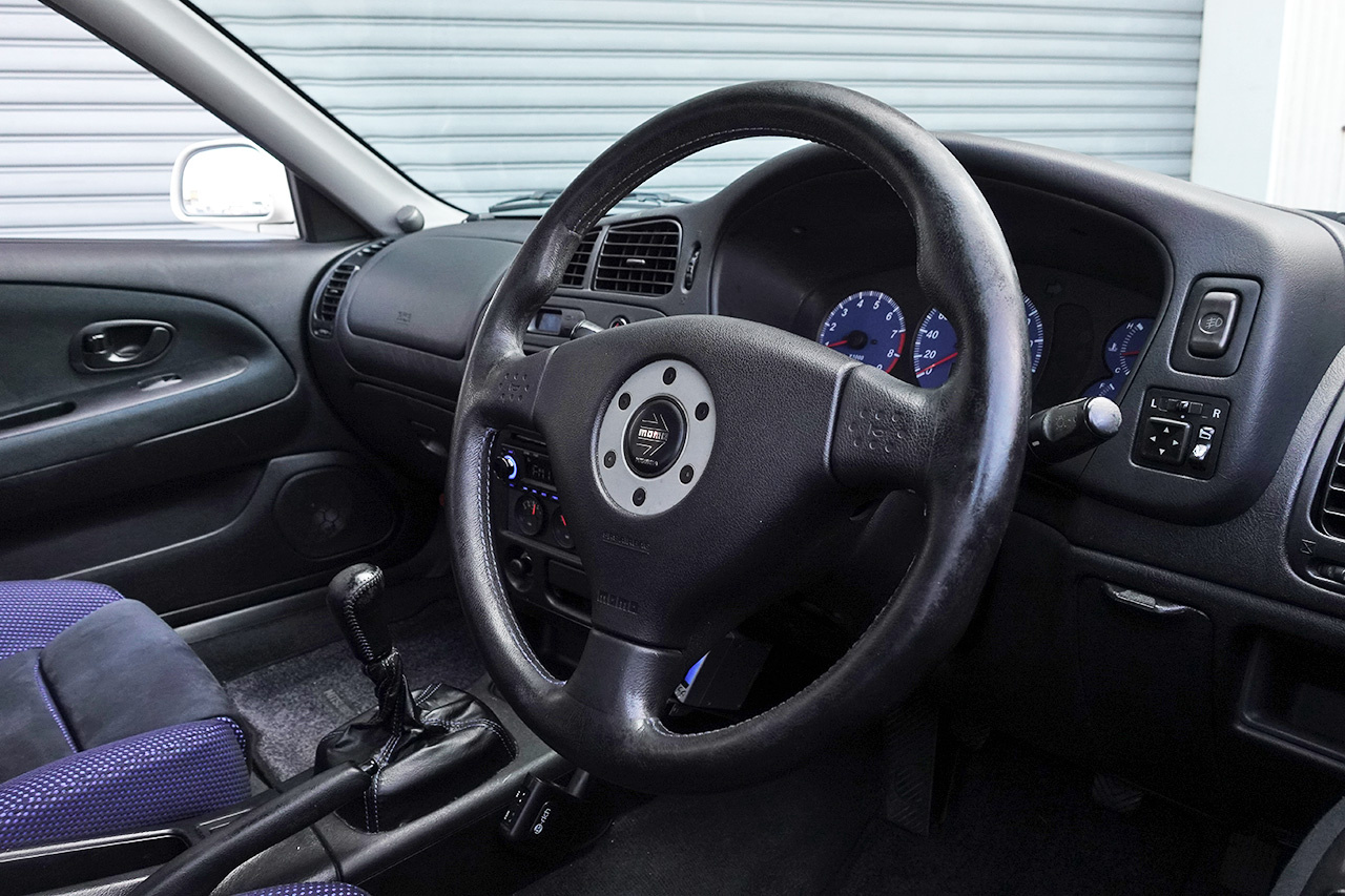 三菱 ランサーエボリューション GSR エボⅥ