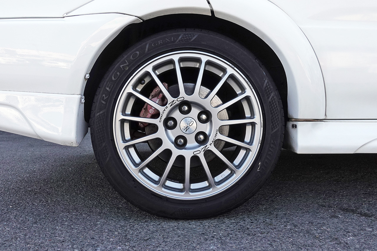 三菱 ランサーエボリューション GSR エボⅥ