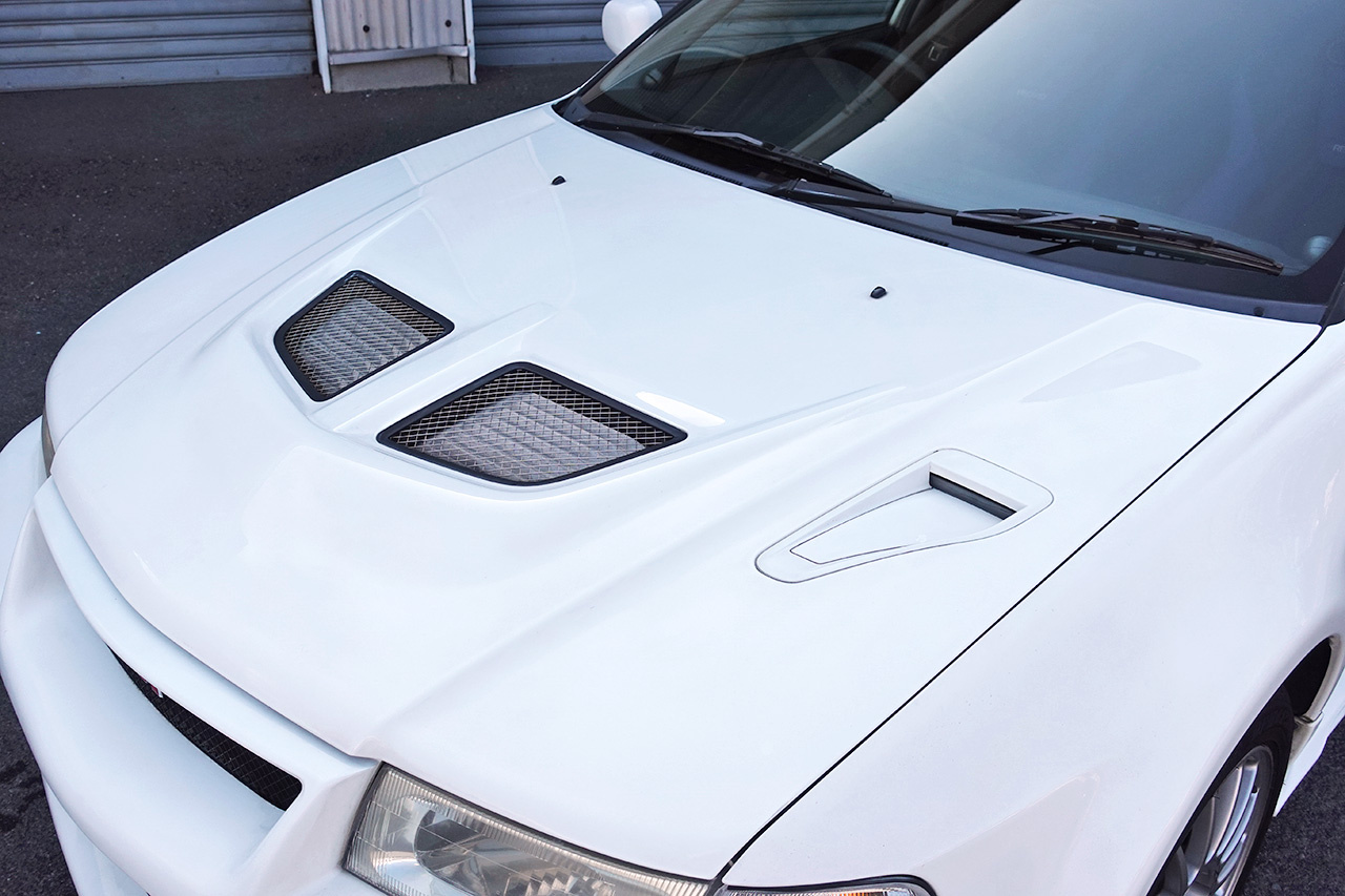 三菱 ランサーエボリューション GSR エボⅥ