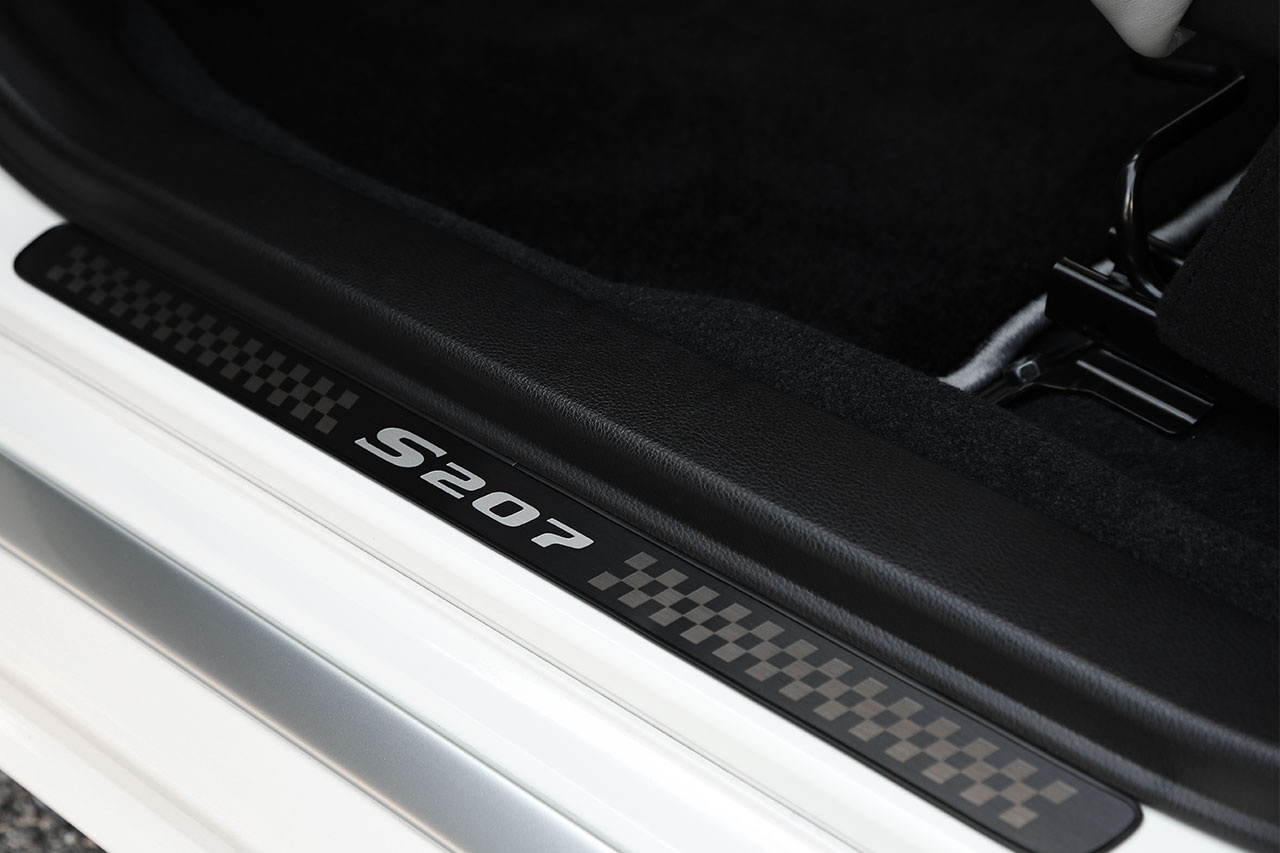 スバル WRX STI S207