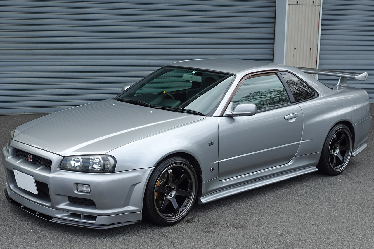 日産 スカイラインGT-R 