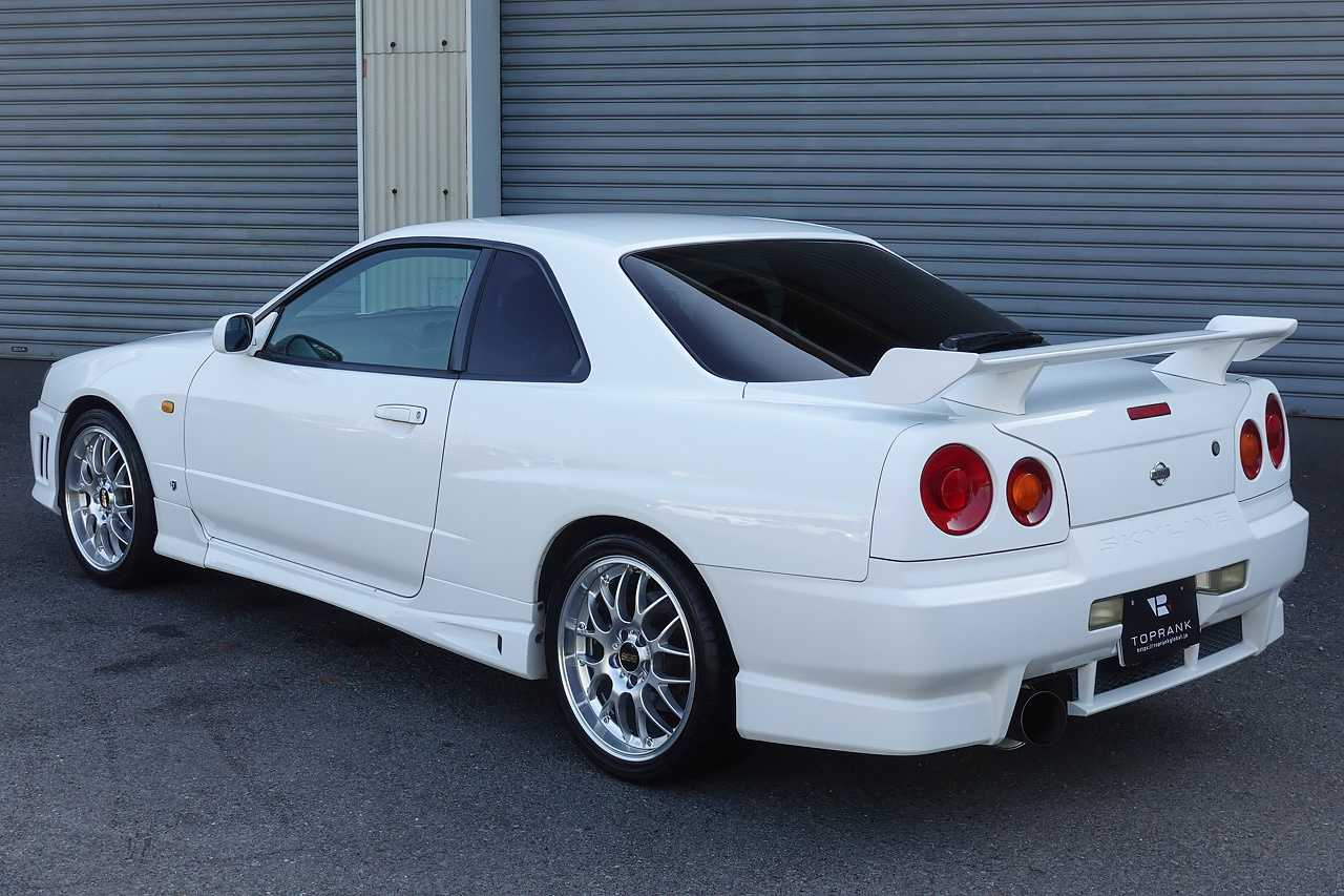 日産 スカイラインクーペ 