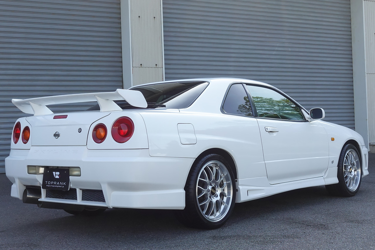 日産 スカイラインクーペ 