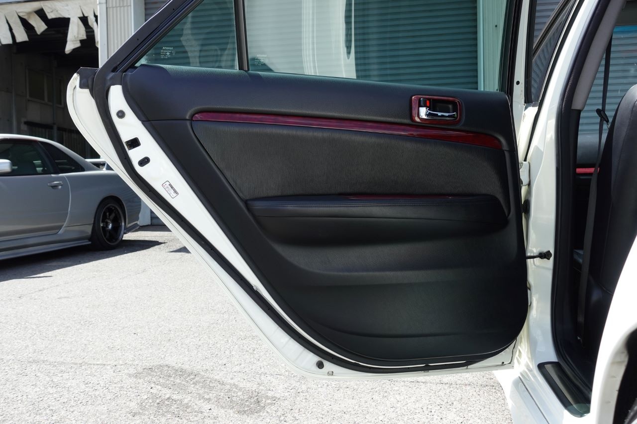 トヨタ マークIIセダン 2.5 グランデ iR-V