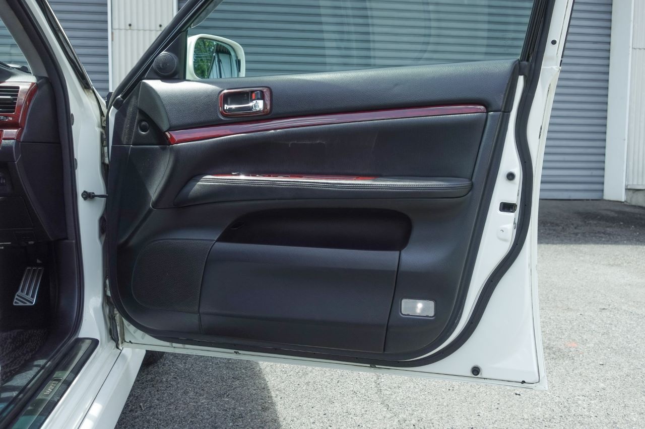 トヨタ マークIIセダン 2.5 グランデ iR-V