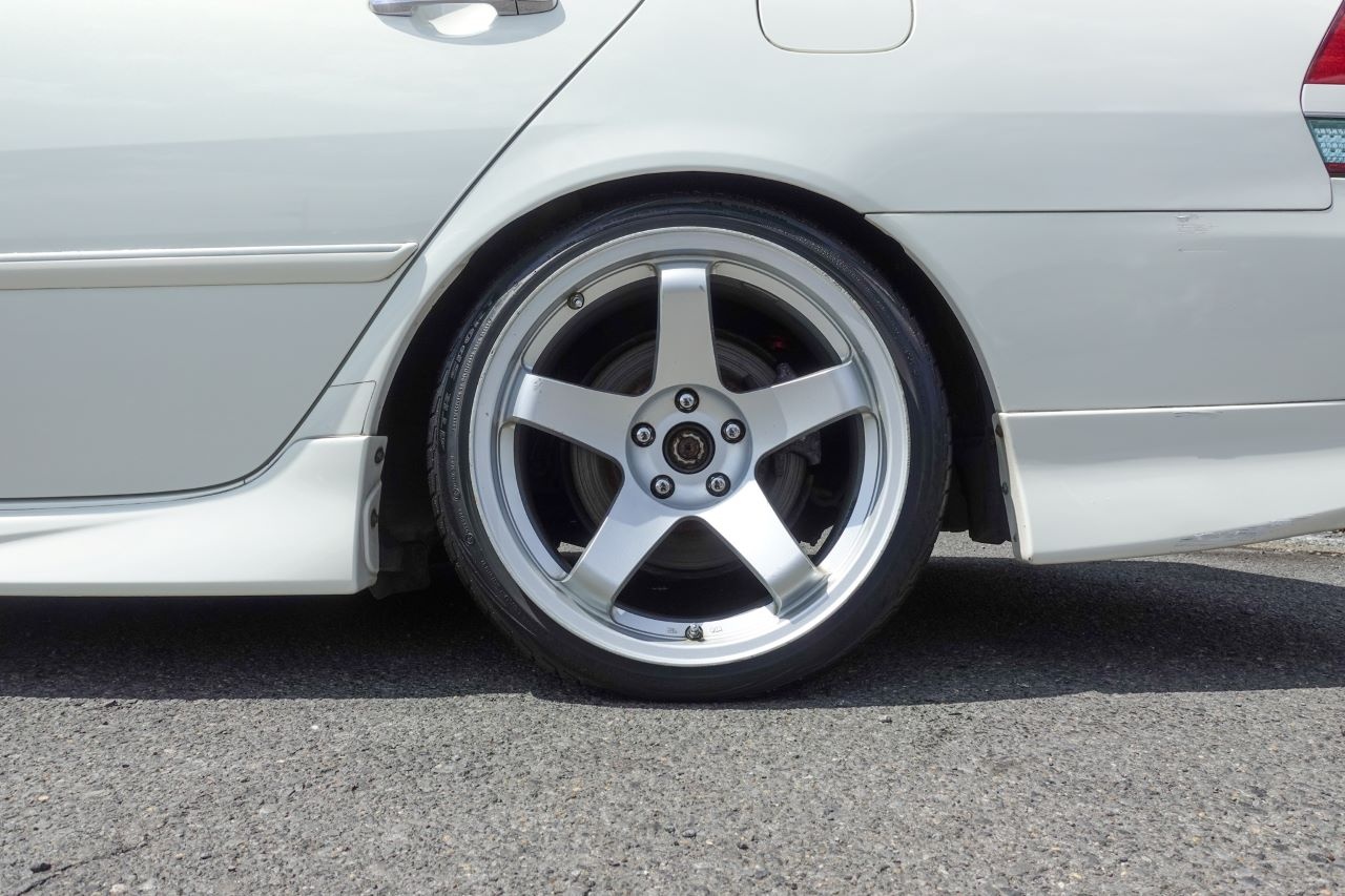 トヨタ マークIIセダン 2.5 グランデ iR-V