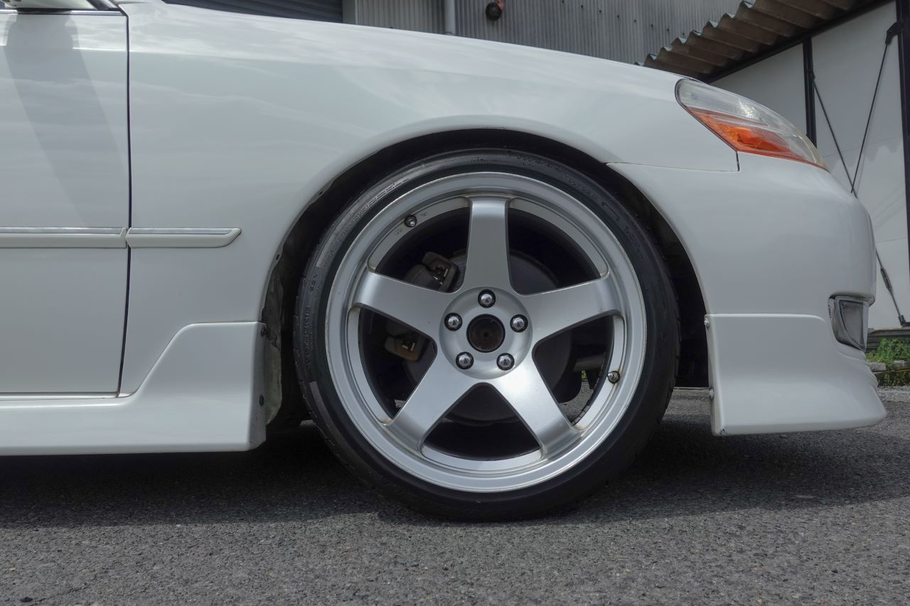 トヨタ マークIIセダン 2.5 グランデ iR-V