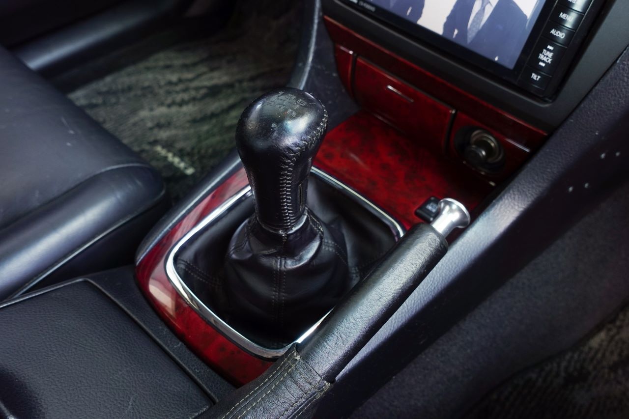 トヨタ マークIIセダン 2.5 グランデ iR-V