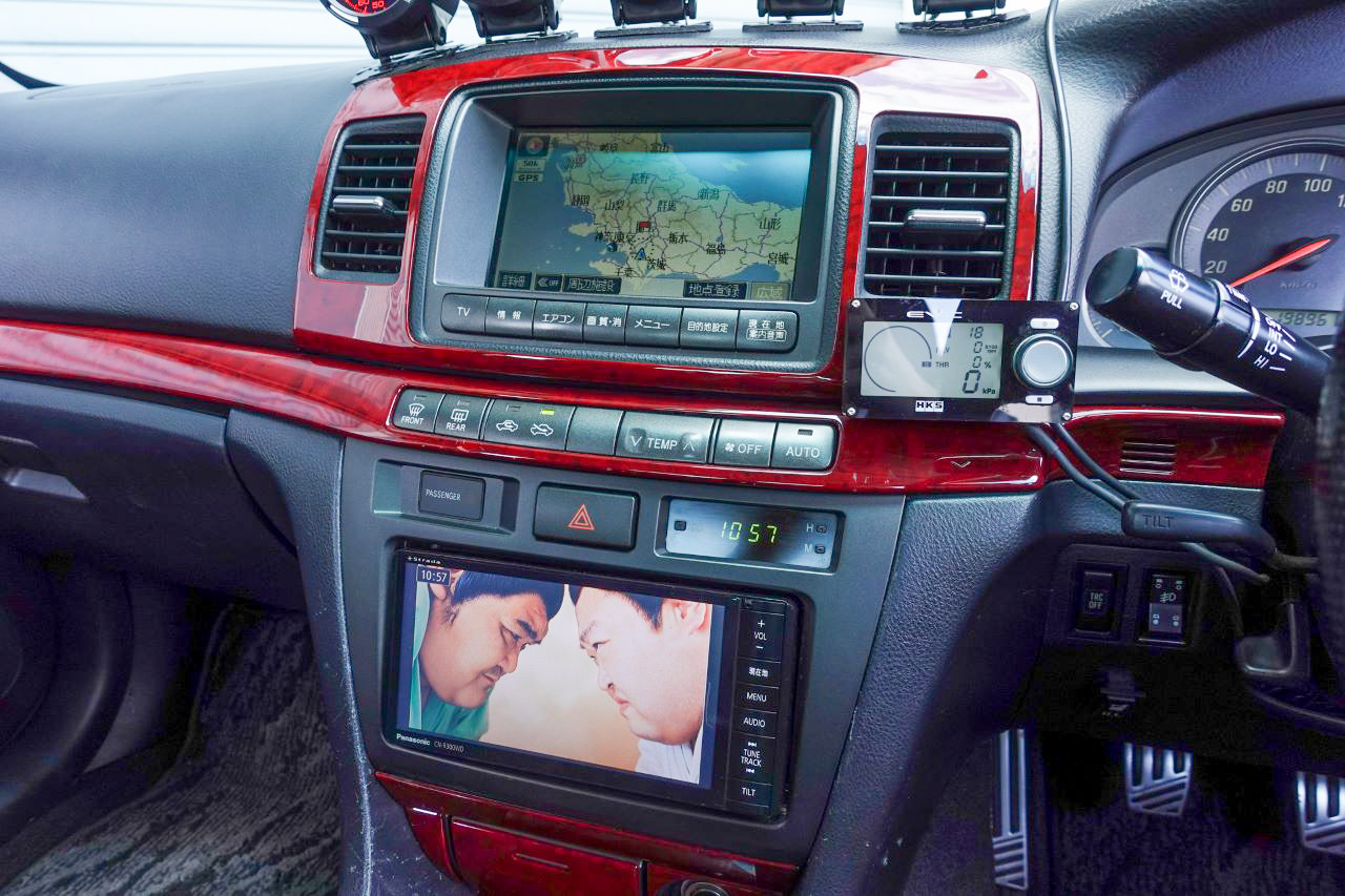トヨタ マークIIセダン 2.5 グランデ iR-V
