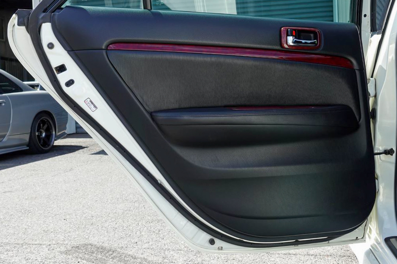 トヨタ マークIIセダン 2.5 グランデ iR-V