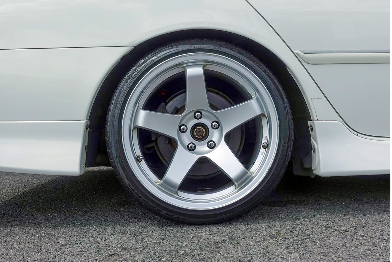トヨタ マークIIセダン 2.5 グランデ iR-V