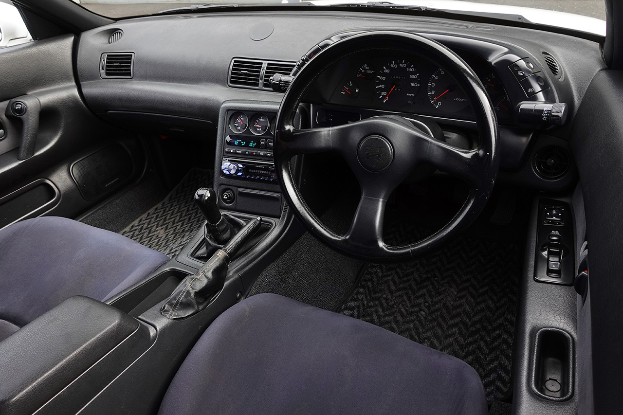 日産 スカイラインGT-R 