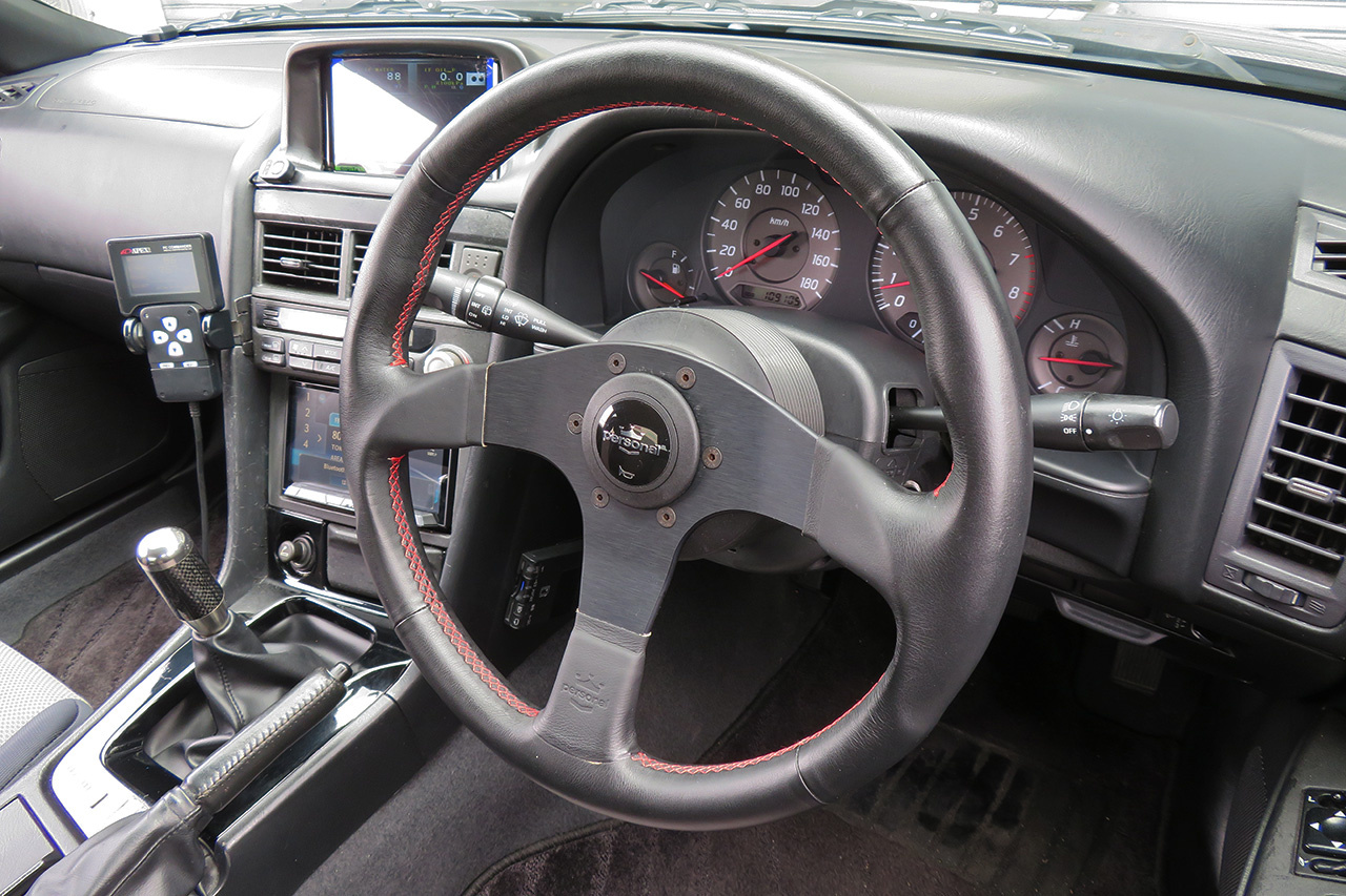 日産 スカイラインクーペ 