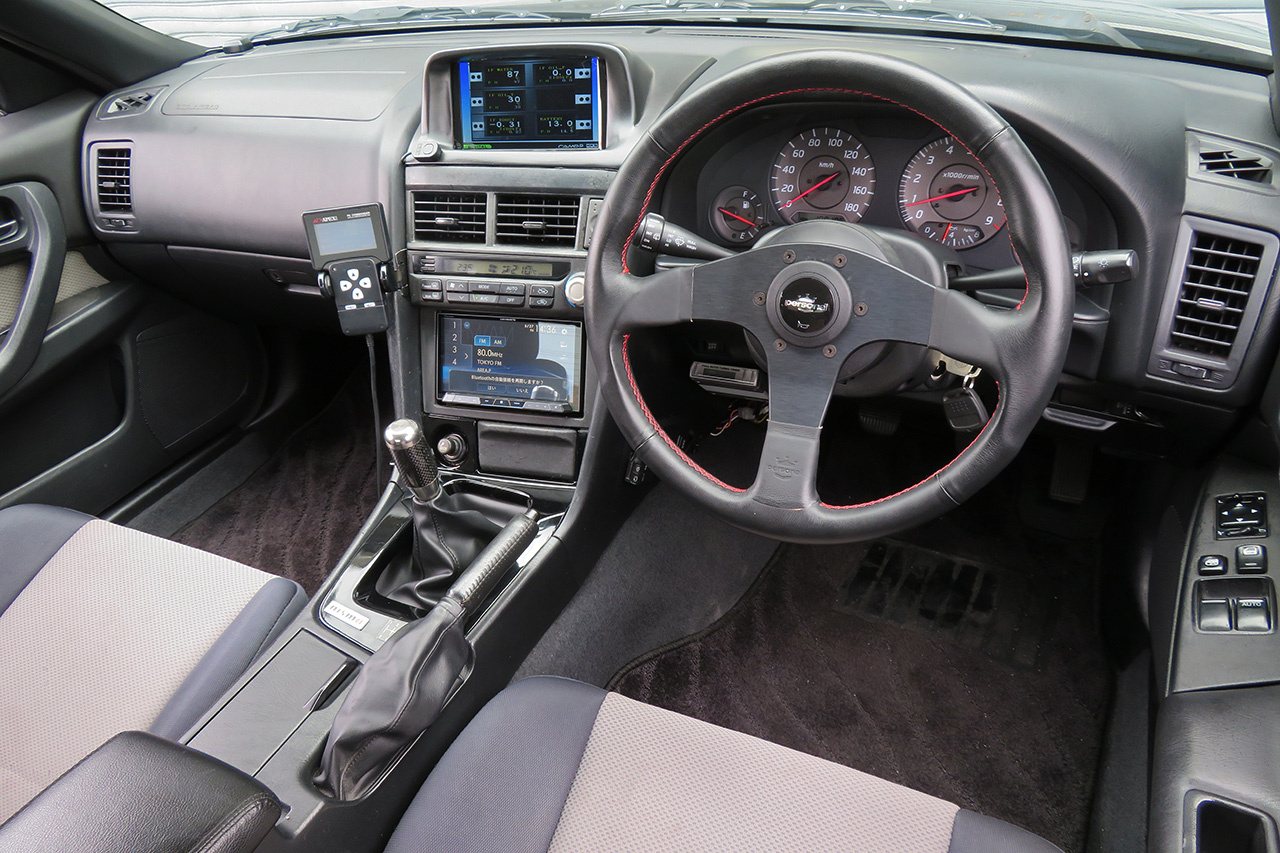 日産 スカイラインクーペ 