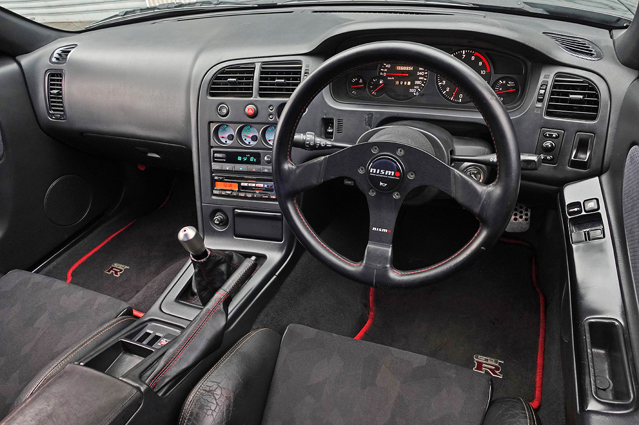 日産 スカイラインGT-R GT-R