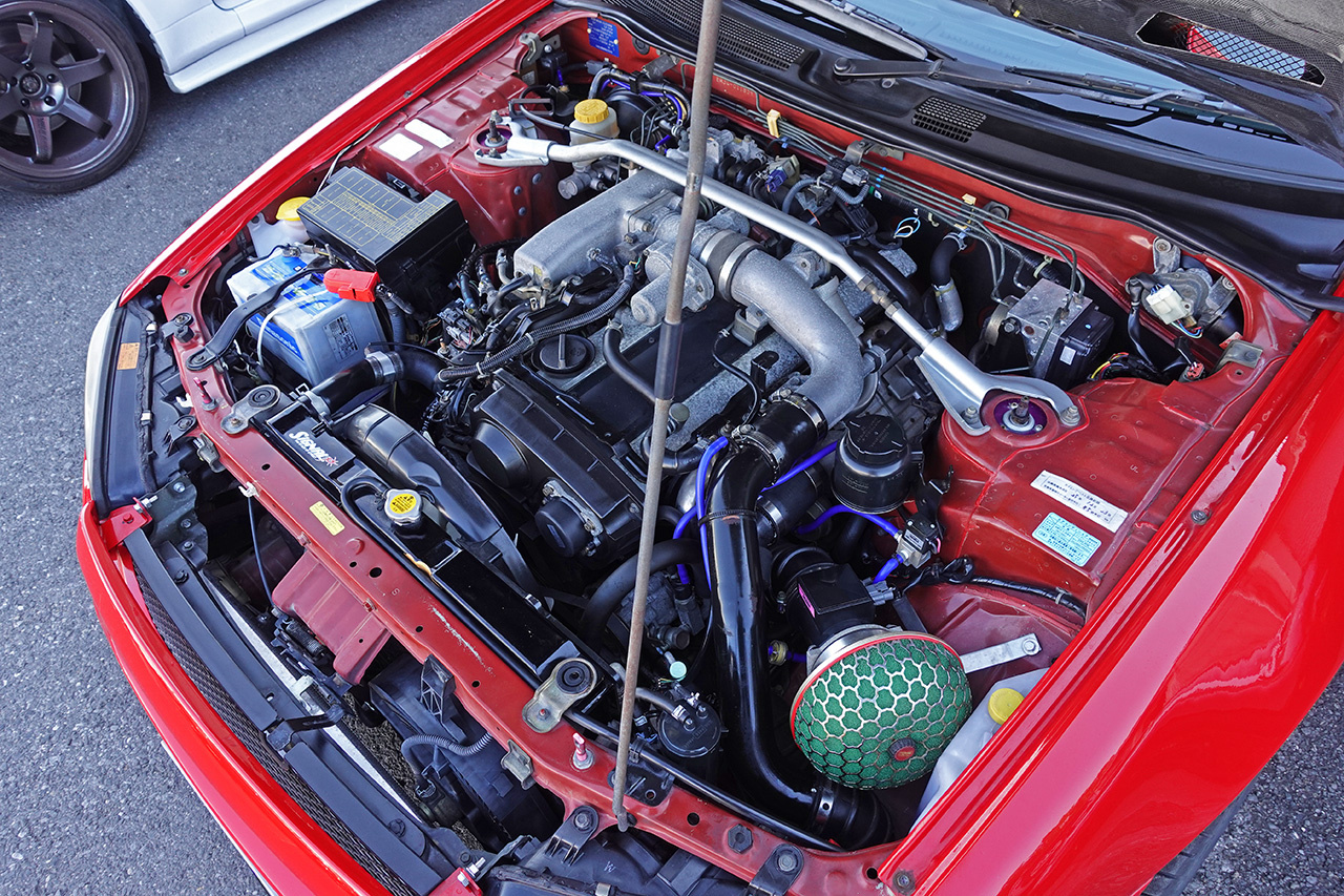 日産 スカイラインクーペ ２５ＧＴ　ＴＵＲＢＯ クーペ