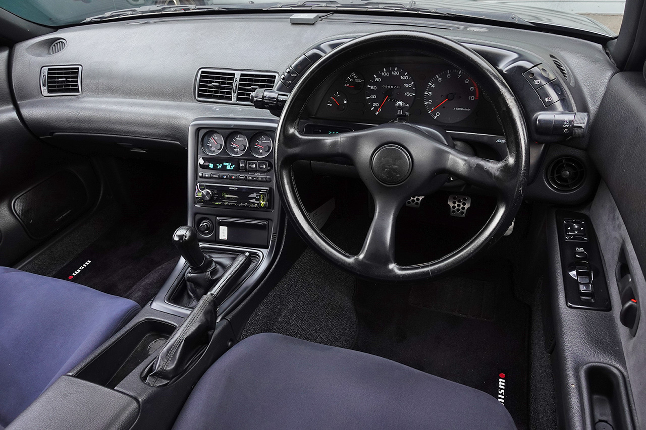 日産 スカイラインGT-R 