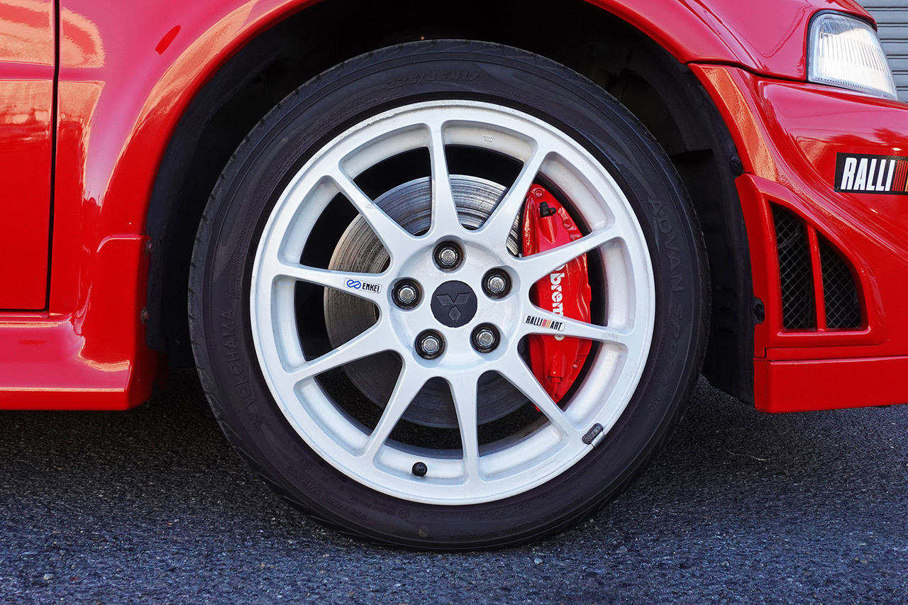 三菱 ランサーエボリューション GSR エボⅥ　トミーマキネンED