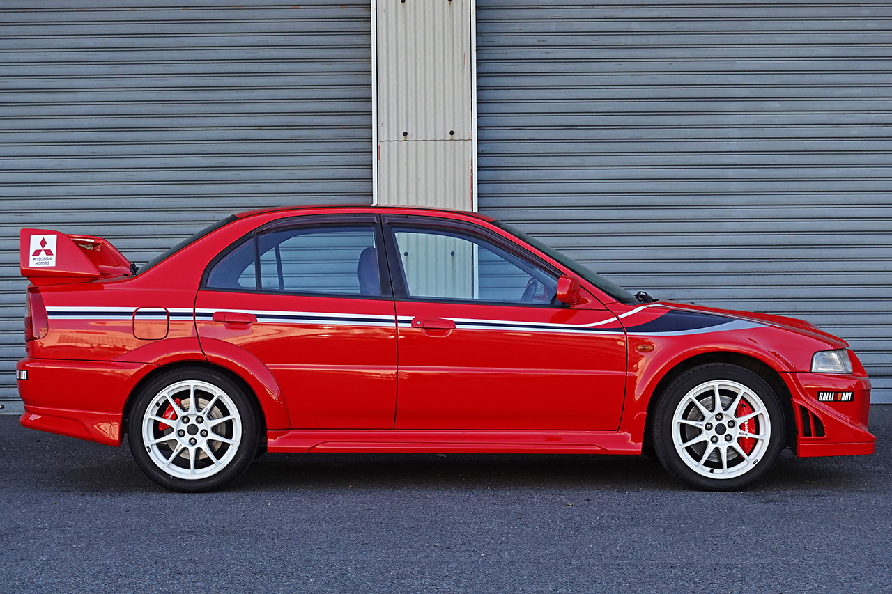 三菱 ランサーエボリューション GSR エボⅥ　トミーマキネンED