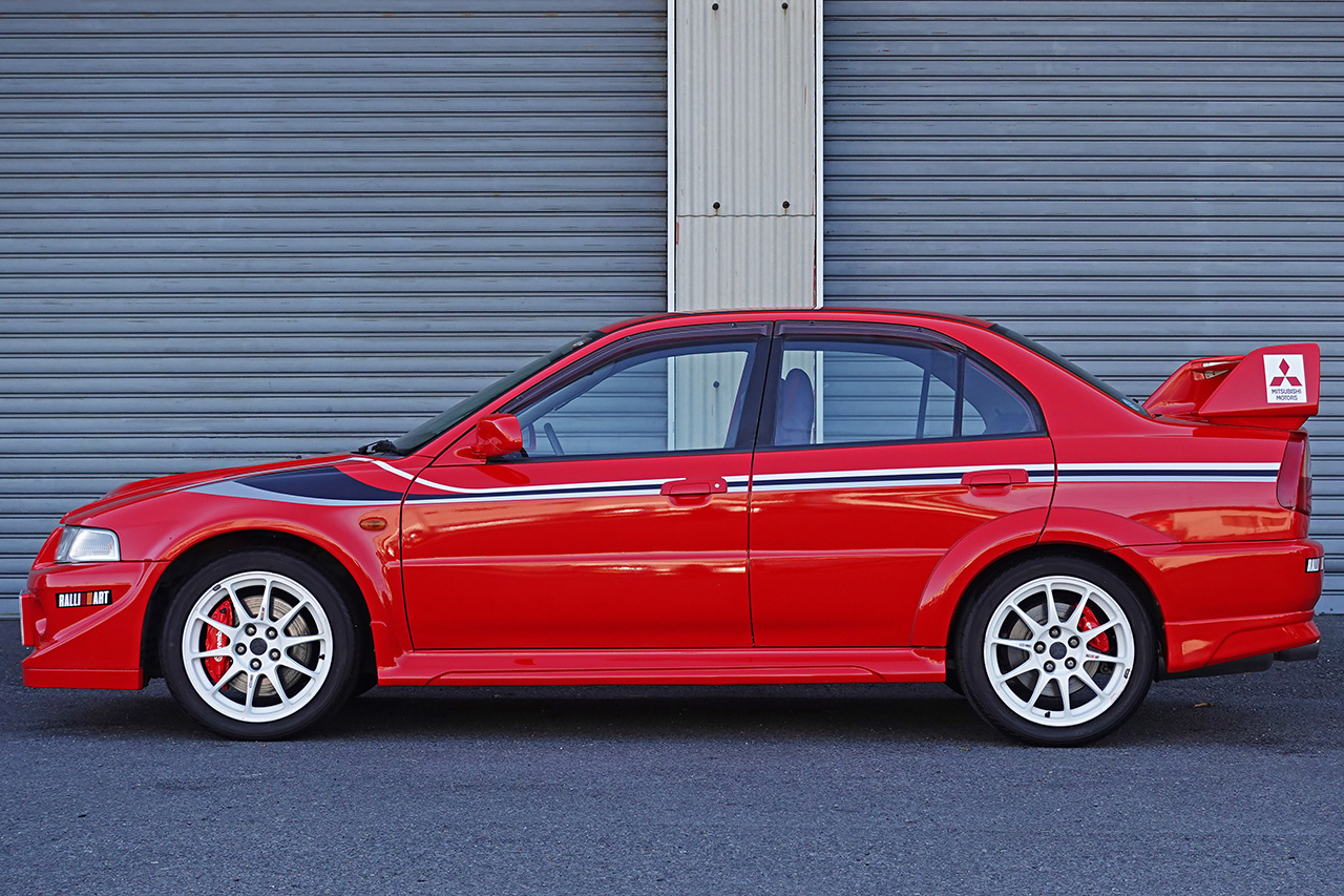 三菱 ランサーエボリューション GSR エボⅥ　トミーマキネンED