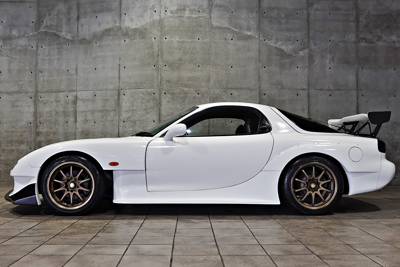 マツダ アンフィニRX-7 タイプRBバサーストX