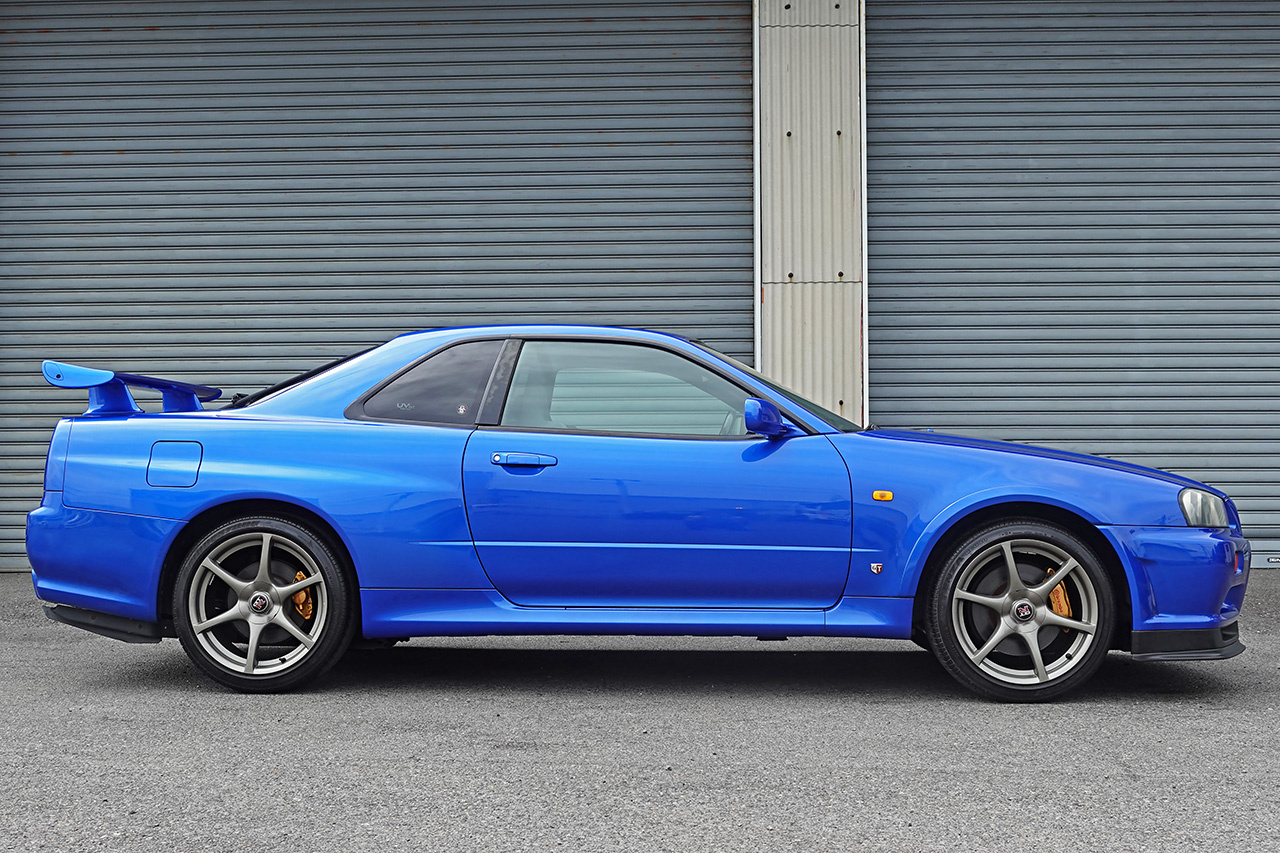 日産 スカイラインGT-R 