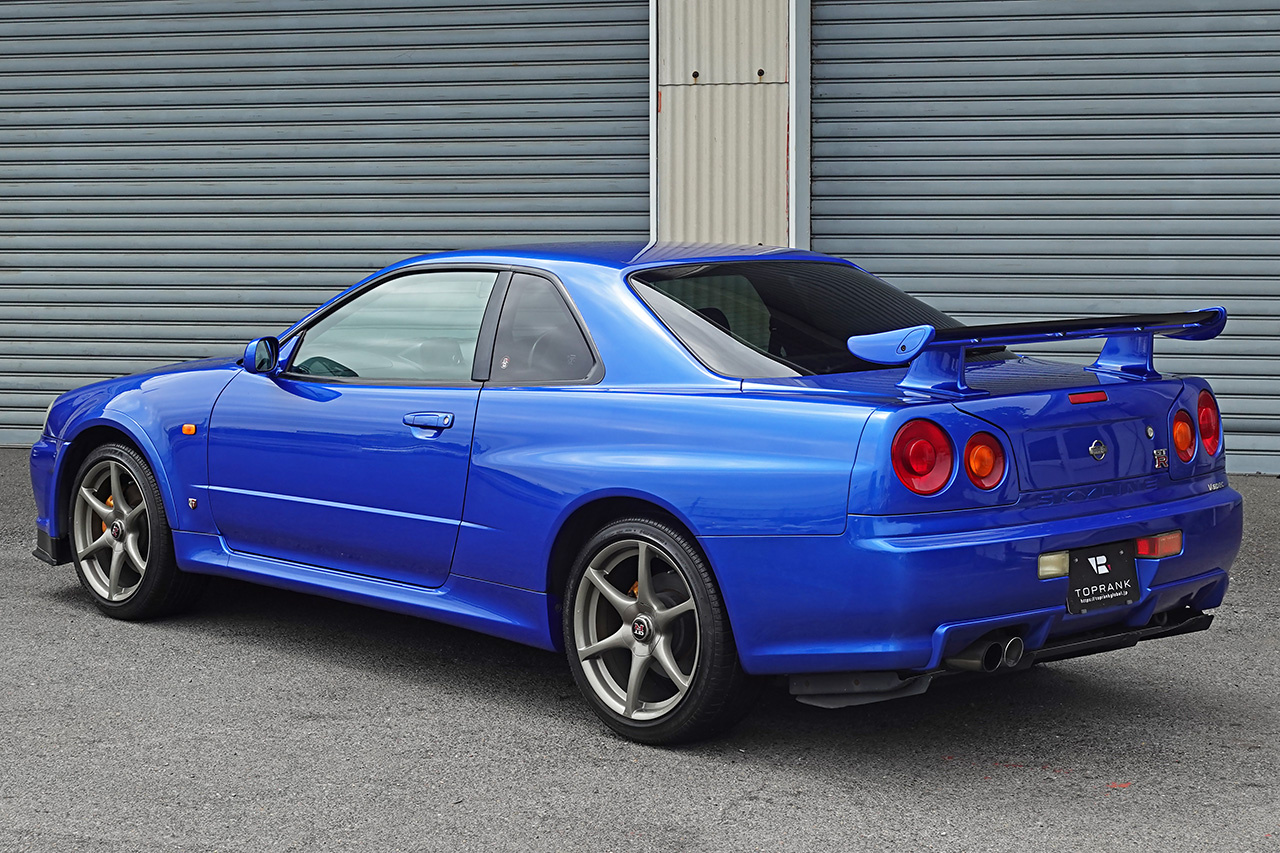 日産 スカイラインGT-R 