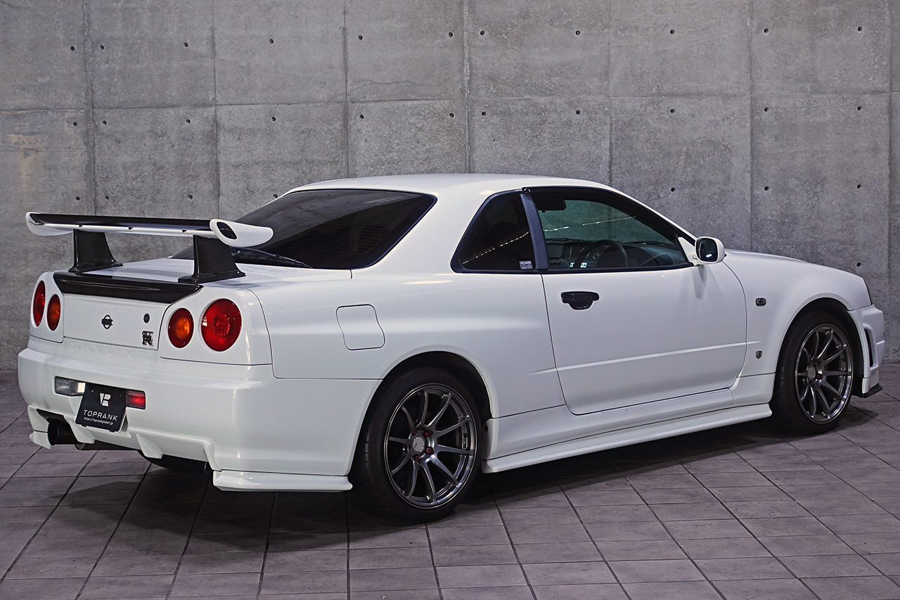 日産 スカイラインGT-R 