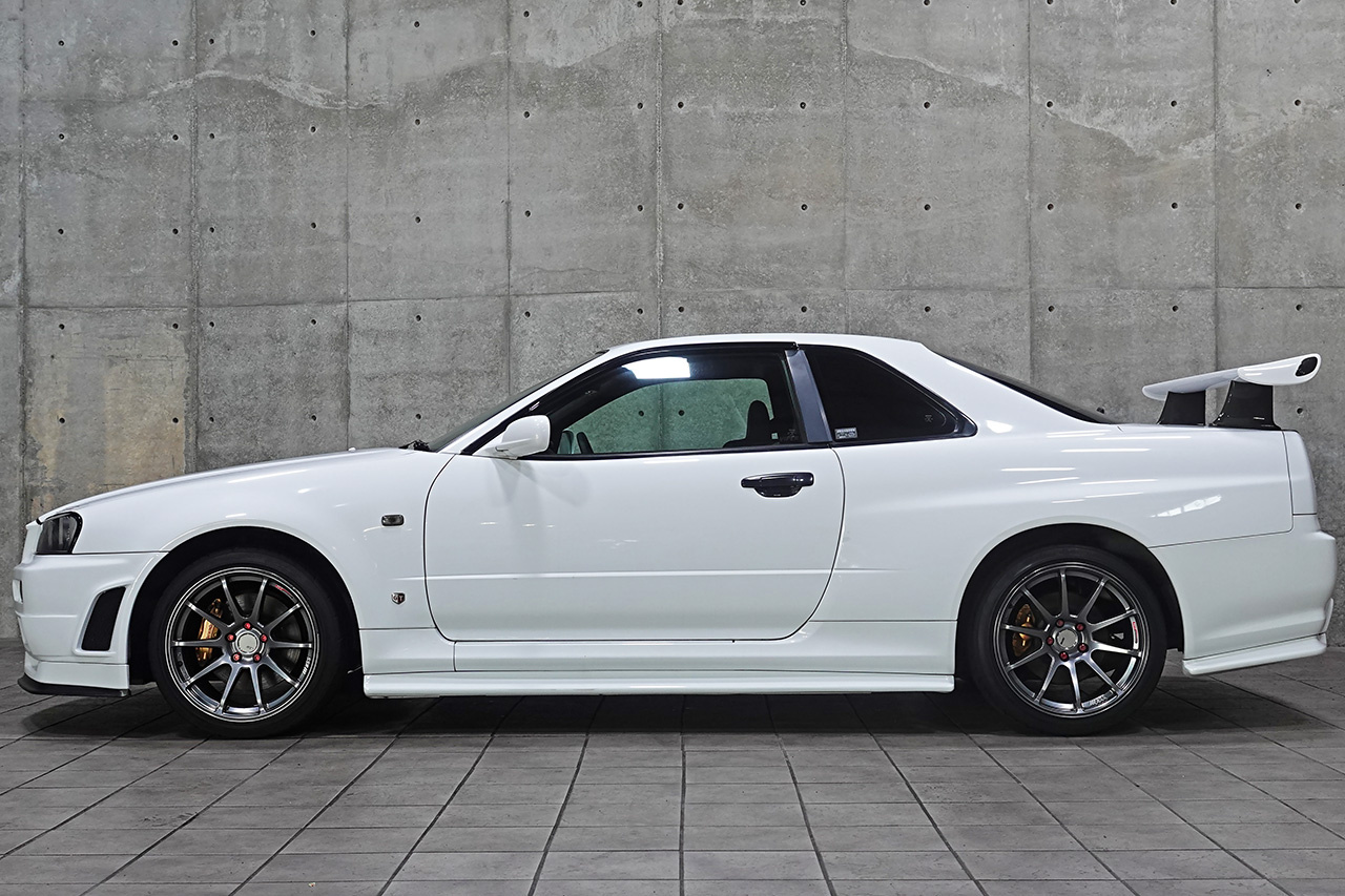 日産 スカイラインGT-R 