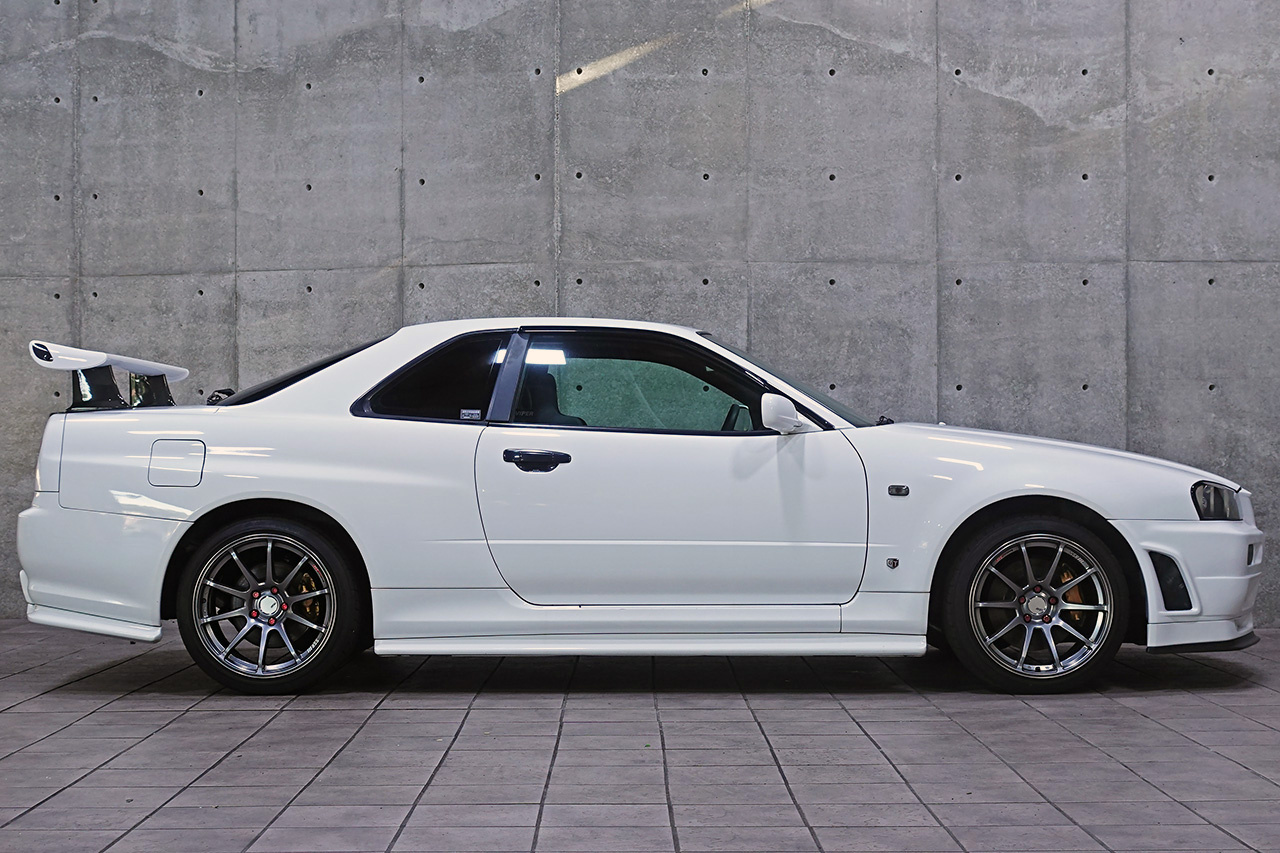 日産 スカイラインGT-R 