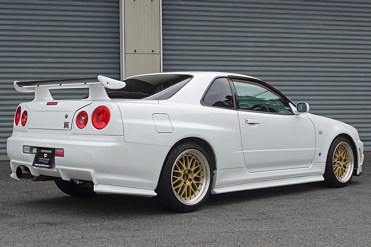 日産 スカイラインGT-R 