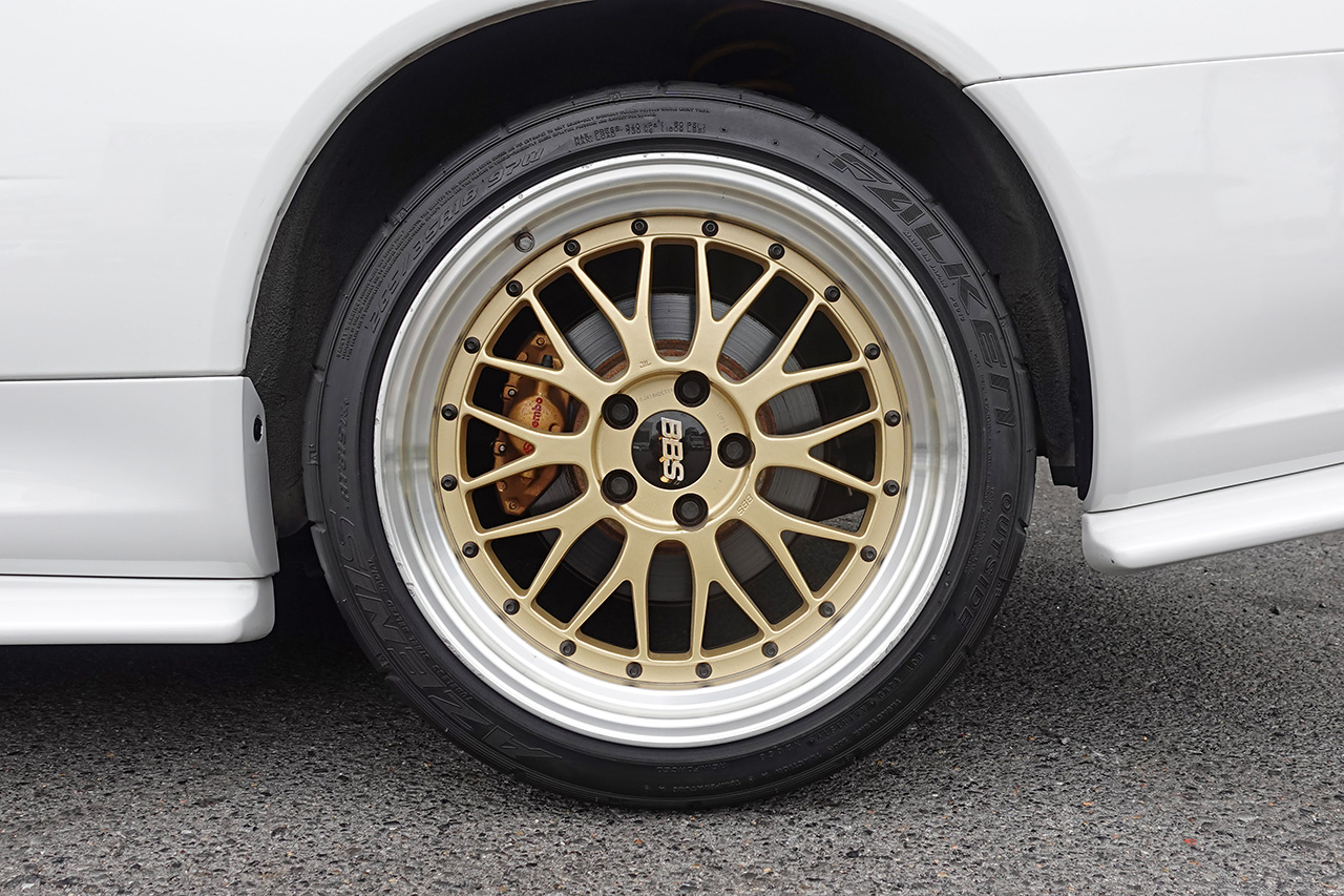 日産 スカイラインGT-R 