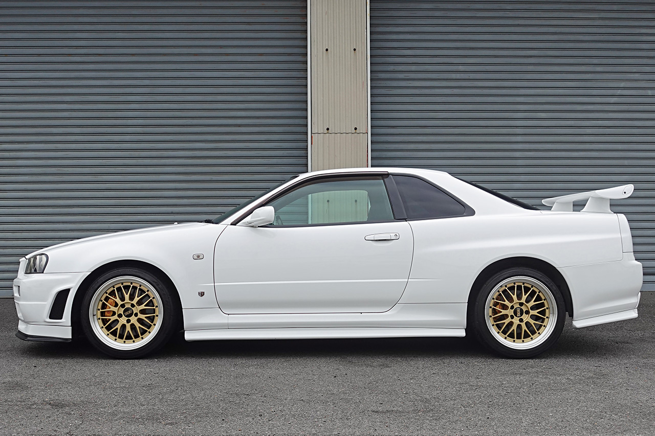日産 スカイラインGT-R 