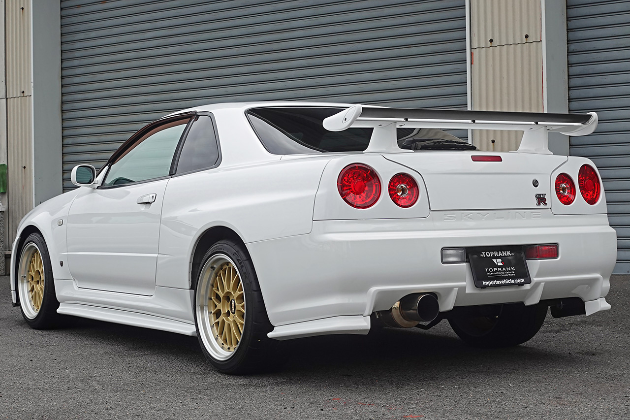 日産 スカイラインGT-R 